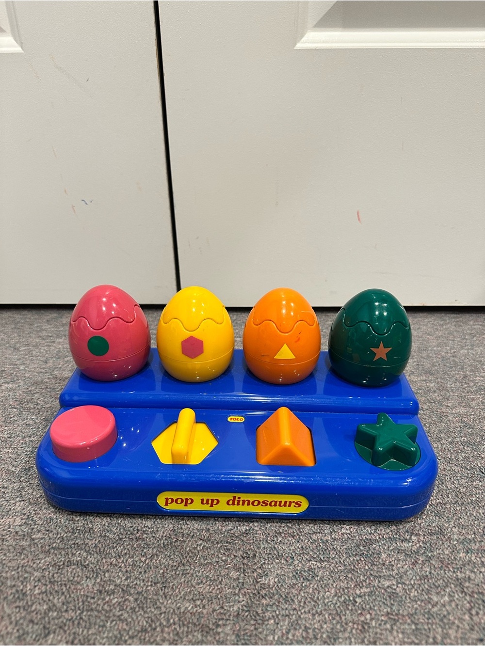 Pop-Up DINOSAURS by Tolo Toys - Award Winning Vibrant Colors Fine Motor Skills - Picture 4 of 6
